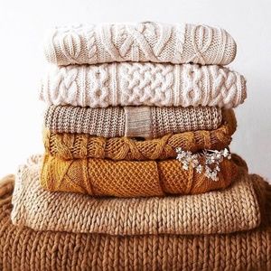 MOVING SALE Closet Cleanout! Offers and Bundles OK